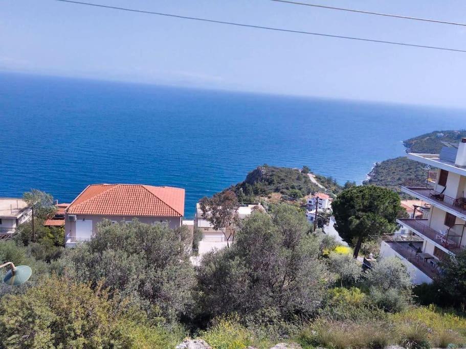 Golden Sunrise Apartamento Gytheio Exterior foto