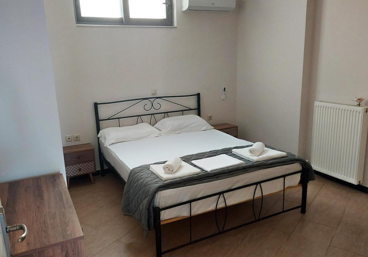Golden Sunrise Apartamento Gytheio Exterior foto