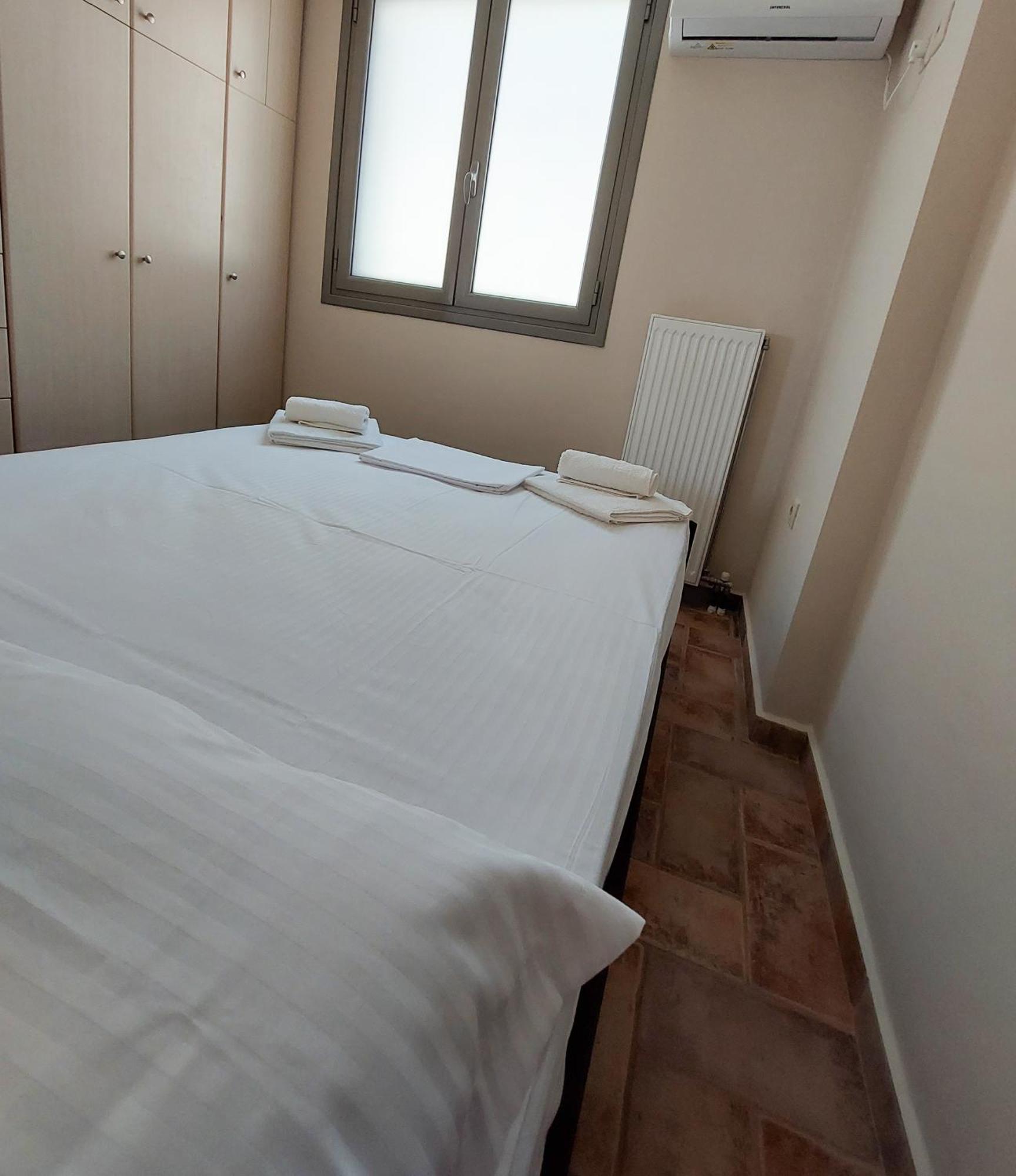 Golden Sunrise Apartamento Gytheio Quarto foto